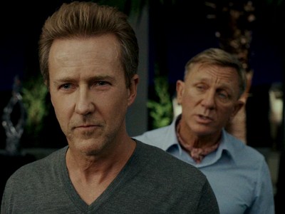 Glass Onion - Mystery Review