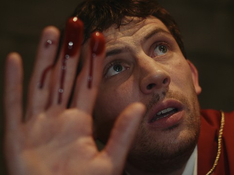 A monsignor gets stabbed during a Good Friday service, and the main suspect is Father Jud, a young priest with a sketchy past who was sent there to help out. The local police chief brings in Blanc because this is a proper locked-room mystery.